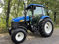 2007 new holland td80d tweewielaangedreven landbouwtractor - afbeelding 1 van  10