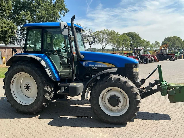 2007 new holland tm120 vierwielaangedreven landbouwtractor - afbeelding 3 van  30