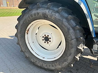 2007 new holland tm120 vierwielaangedreven landbouwtractor - afbeelding 8 van  30