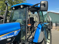 2007 new holland tm120 vierwielaangedreven landbouwtractor - afbeelding 11 van  30