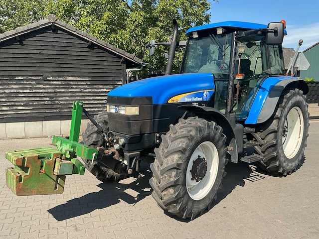 2007 new holland tm120 vierwielaangedreven landbouwtractor - afbeelding 1 van  30