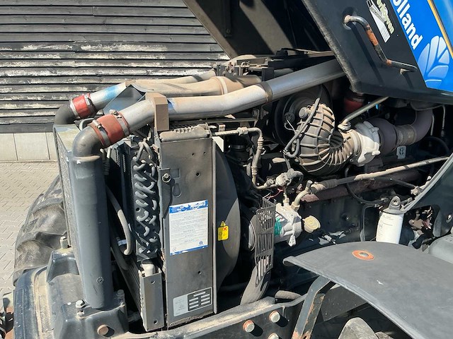 2007 new holland tm120 vierwielaangedreven landbouwtractor - afbeelding 20 van  30