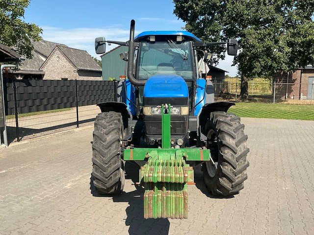 2007 new holland tm120 vierwielaangedreven landbouwtractor - afbeelding 12 van  30