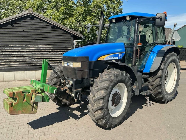 2007 new holland tm120 vierwielaangedreven landbouwtractor - afbeelding 1 van  30