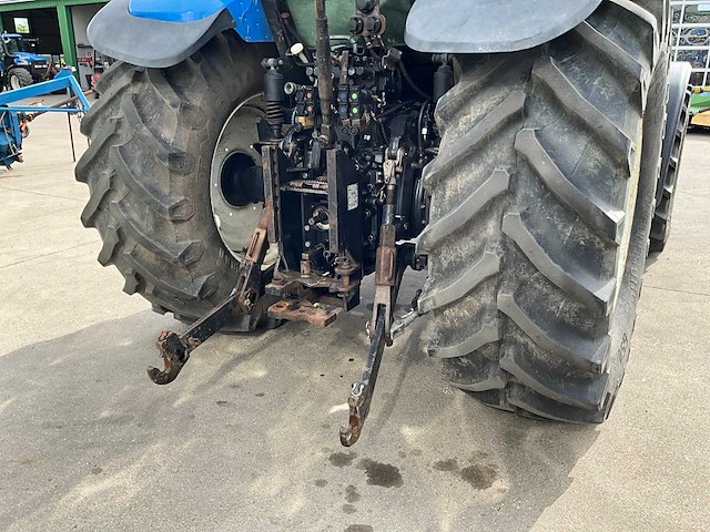 2007 new holland tm140 vierwielaangedreven landbouwtractor - afbeelding 21 van  30