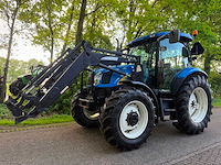 2007 new holland ts100a plus (frontlader) vierwielaangedreven landbouwtractor - afbeelding 1 van  14