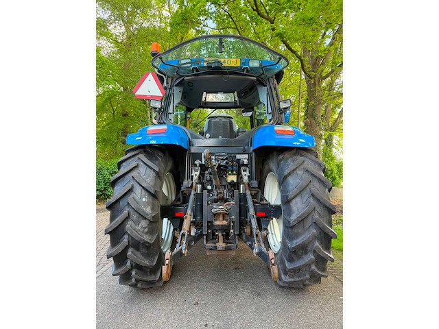 2007 new holland ts100a plus (frontlader) vierwielaangedreven landbouwtractor - afbeelding 9 van  14