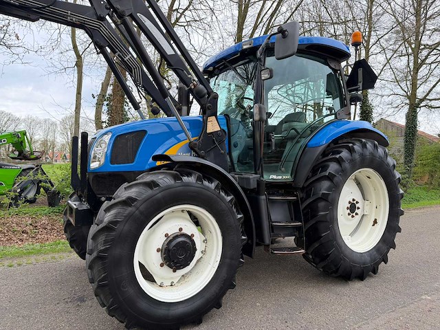 2007 new holland ts100a plus vierwielaangedreven landbouwtractor - afbeelding 16 van  17