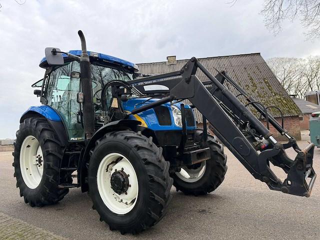 2007 new holland ts100a plus vierwielaangedreven landbouwtractor - afbeelding 17 van  17