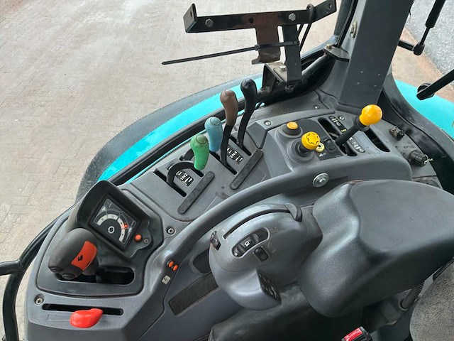 2007 new holland ts135a plus vierwielaangedreven landbouwtractor - afbeelding 14 van  29