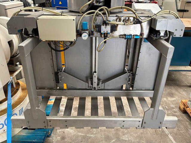 2007 okura a1600 iii palletiseerrobot - afbeelding 3 van  17
