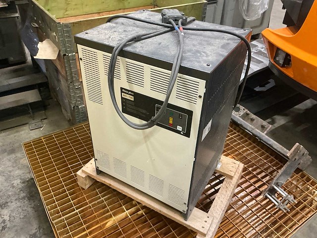 2007 om pimespo xe 25 vorkheftruck - afbeelding 7 van  17