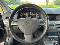 2007 opel astra gtc 1.8 cosmo | airco + cruisecontrol | personenauto - afbeelding 8 van  21