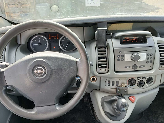 2007 opel vivaro 2.5 cdti l2h1 bedrijfswagen - afbeelding 6 van  19