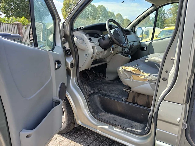 2007 opel vivaro 2.5 cdti l2h1 bedrijfswagen - afbeelding 7 van  19