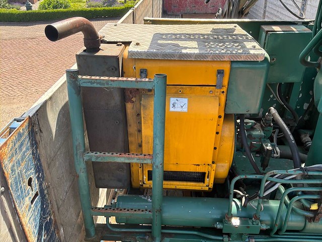 2007 pacton tpd340 oplegger met kennis kraan - afbeelding 19 van  30