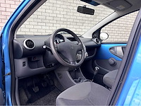 2007 peugeot 107 1.0-12v xs personenauto - afbeelding 4 van  9