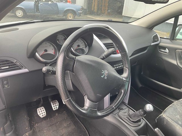 2007 peugeot 207 cc 1.6-16v t sport personenauto - afbeelding 2 van  24