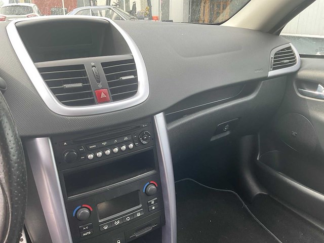 2007 peugeot 207 cc 1.6-16v t sport personenauto - afbeelding 3 van  24