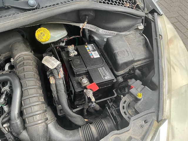 2007 peugeot 207 cc 1.6-16v t sport personenauto - afbeelding 8 van  24