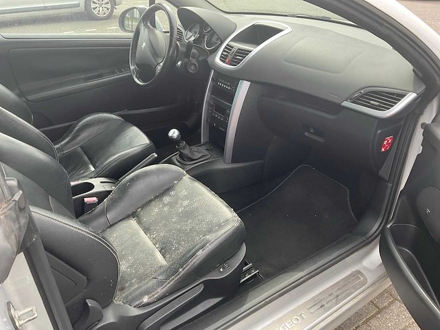 2007 peugeot 207 cc 1.6-16v t sport personenauto - afbeelding 23 van  24