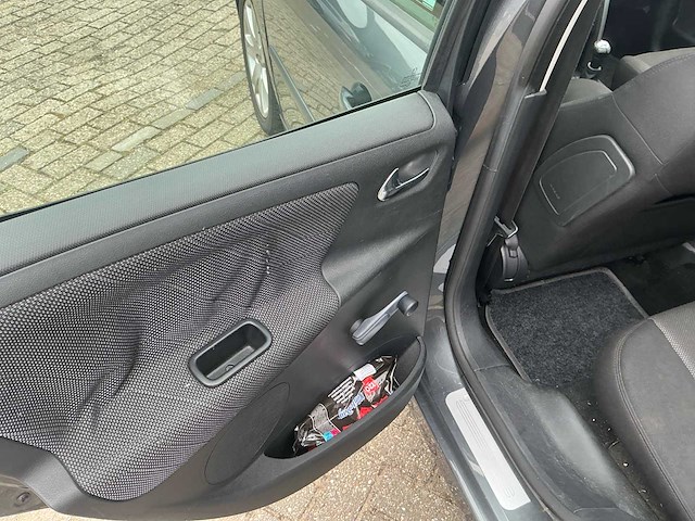 2007 peugeot 207 sw 1.6 vti xs première personenauto - afbeelding 24 van  36