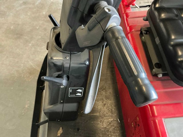 2007 portotechnica lion1200me zelfrijdende veegmachine - afbeelding 8 van  18