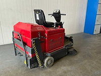 2007 portotechnica lion1200me zelfrijdende veegmachine - afbeelding 15 van  18