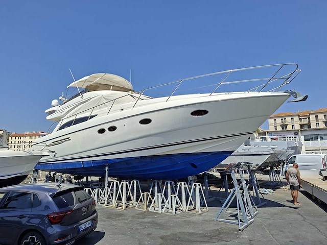 2007 princess 57 motorjacht (17,68 m) – gezonken na aanvaring – compleet project met 2x volvo penta d12-800 - afbeelding 1 van  44