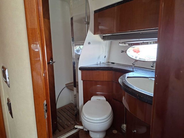 2007 princess 57 motorjacht (17,68 m) – gezonken na aanvaring – compleet project met 2x volvo penta d12-800 - afbeelding 34 van  44