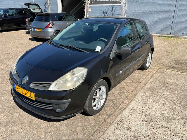 2007 renault clio 1.4-16v bns line personenauto - afbeelding 1 van  27