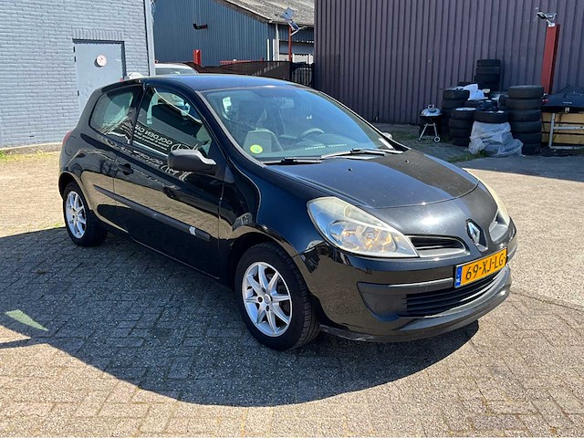 2007 renault clio 1.4-16v bns line personenauto - afbeelding 21 van  27