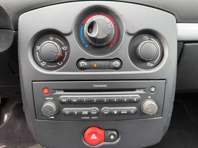 2007 renault clio 1.4-16v dynamique personenauto - afbeelding 7 van  19