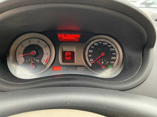2007 renault clio 1.6-16v initiale personenauto - afbeelding 6 van  11
