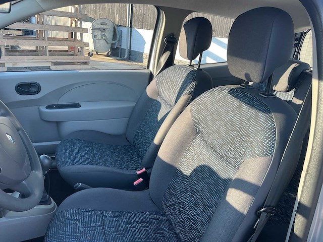 2007 renault twingo 1.2 expression personenauto - afbeelding 17 van  38