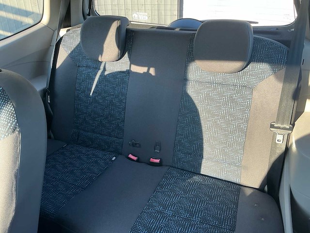 2007 renault twingo 1.2 expression personenauto - afbeelding 24 van  38