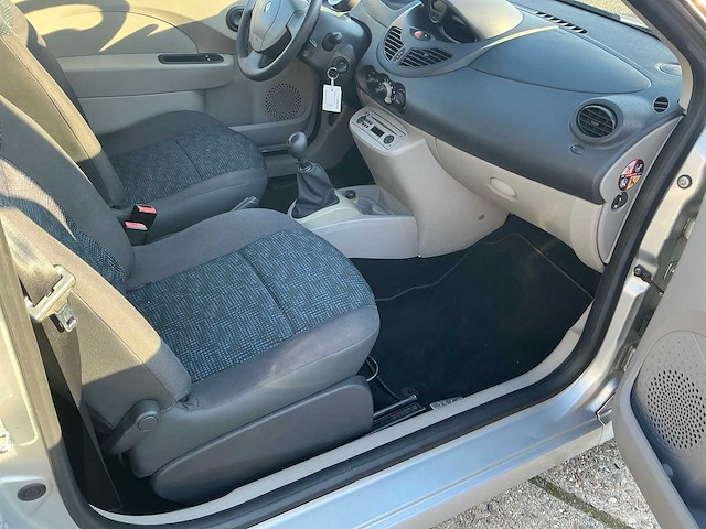 2007 renault twingo 1.2 expression personenauto - afbeelding 26 van  38