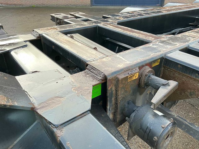 2007 renders euro 800n containerchassis oplegger - afbeelding 7 van  27