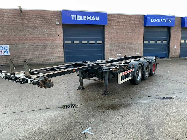 2007 renders euro 800n containerchassis oplegger - afbeelding 1 van  27