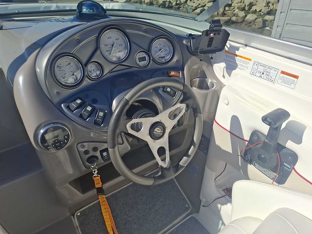 2007 rinker 246 captiva - speedboot - afbeelding 17 van  32