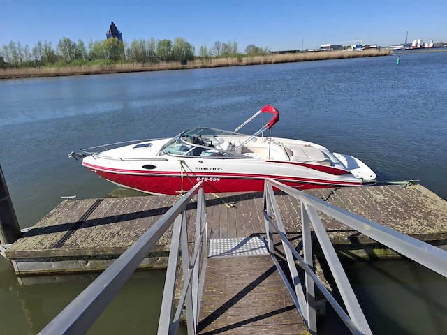 2007 rinker 246 captiva - speedboot - afbeelding 23 van  32