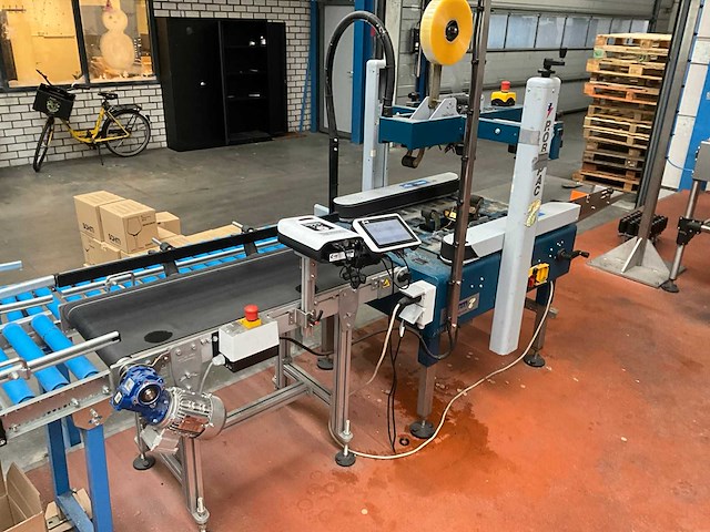 2007 robopack startape 50me dozensluitmachine met rollenbaan - afbeelding 4 van  9