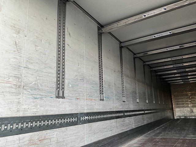 2007 schmitz gesloten oplegger oj-48-zy - afbeelding 17 van  28