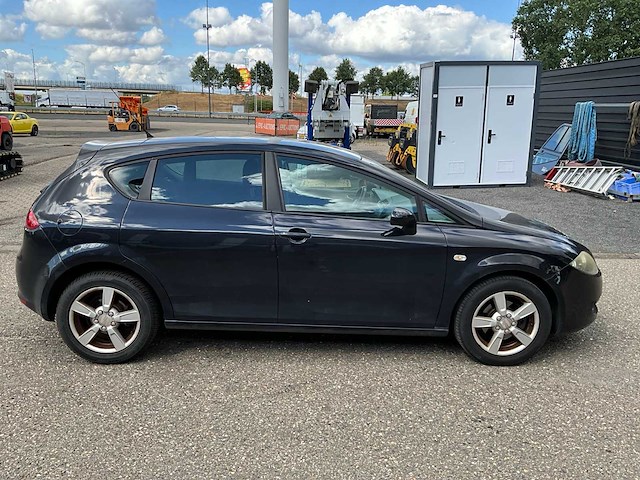 2007 seat leon 1.6 sportstyle personenauto 73-xk-jk - afbeelding 34 van  37