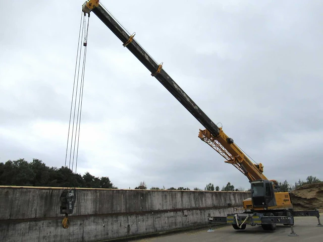 2007 sennebogen 630 mobiele ruwterrein telescoopkraan - afbeelding 27 van  30