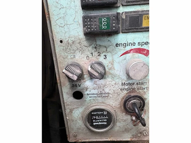 2007 sennebogen 630 mobiele ruwterrein telescoopkraan - afbeelding 17 van  30