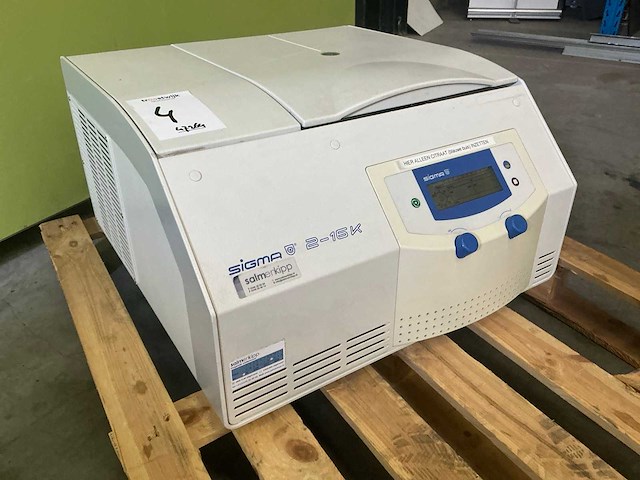 2007 sigma 2-16k centrifuge - afbeelding 1 van  8