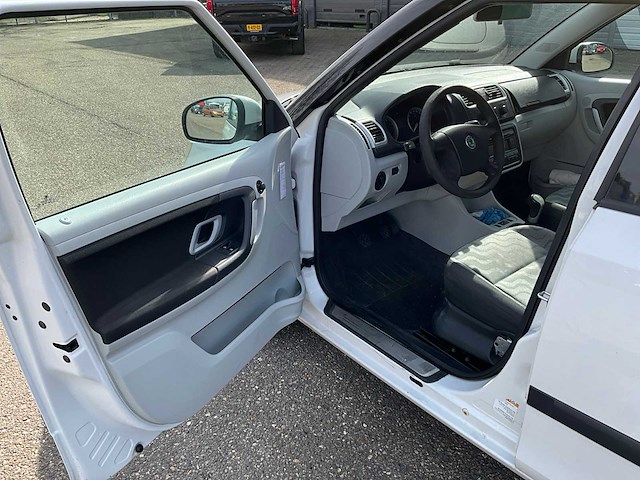 2007 skoda fabia 1.4 personenauto 69-xj-rg - afbeelding 7 van  37