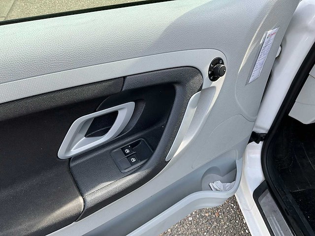 2007 skoda fabia 1.4 personenauto 69-xj-rg - afbeelding 9 van  37