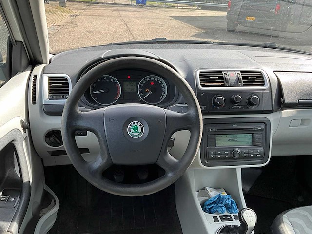 2007 skoda fabia 1.4 personenauto 69-xj-rg - afbeelding 11 van  37